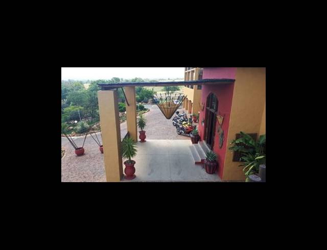 1,100M² HOTEL FOR SALE IN ZWAVELPOORT AH